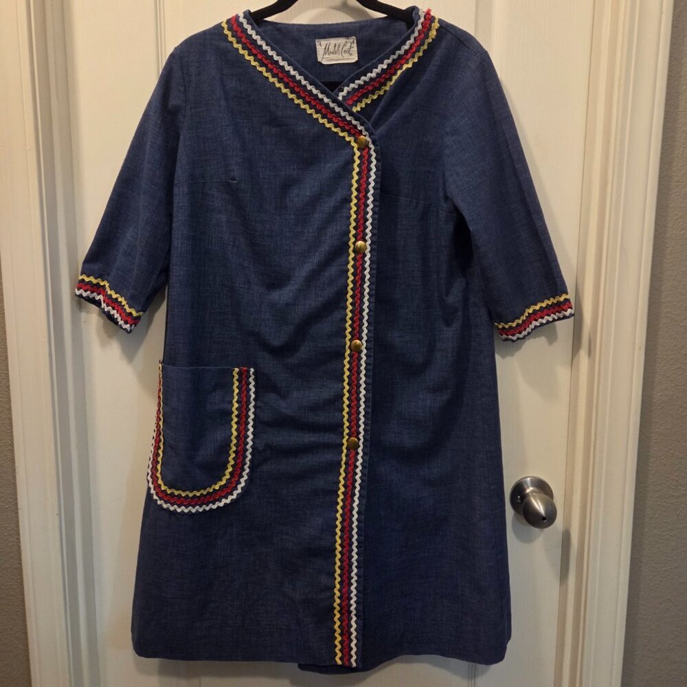 Vintage 70s House Coat / Lounger /Robe Fits like a M/L